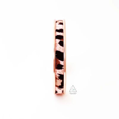 Thin galvanized brass and fabric bracelet - ZEBRA pink