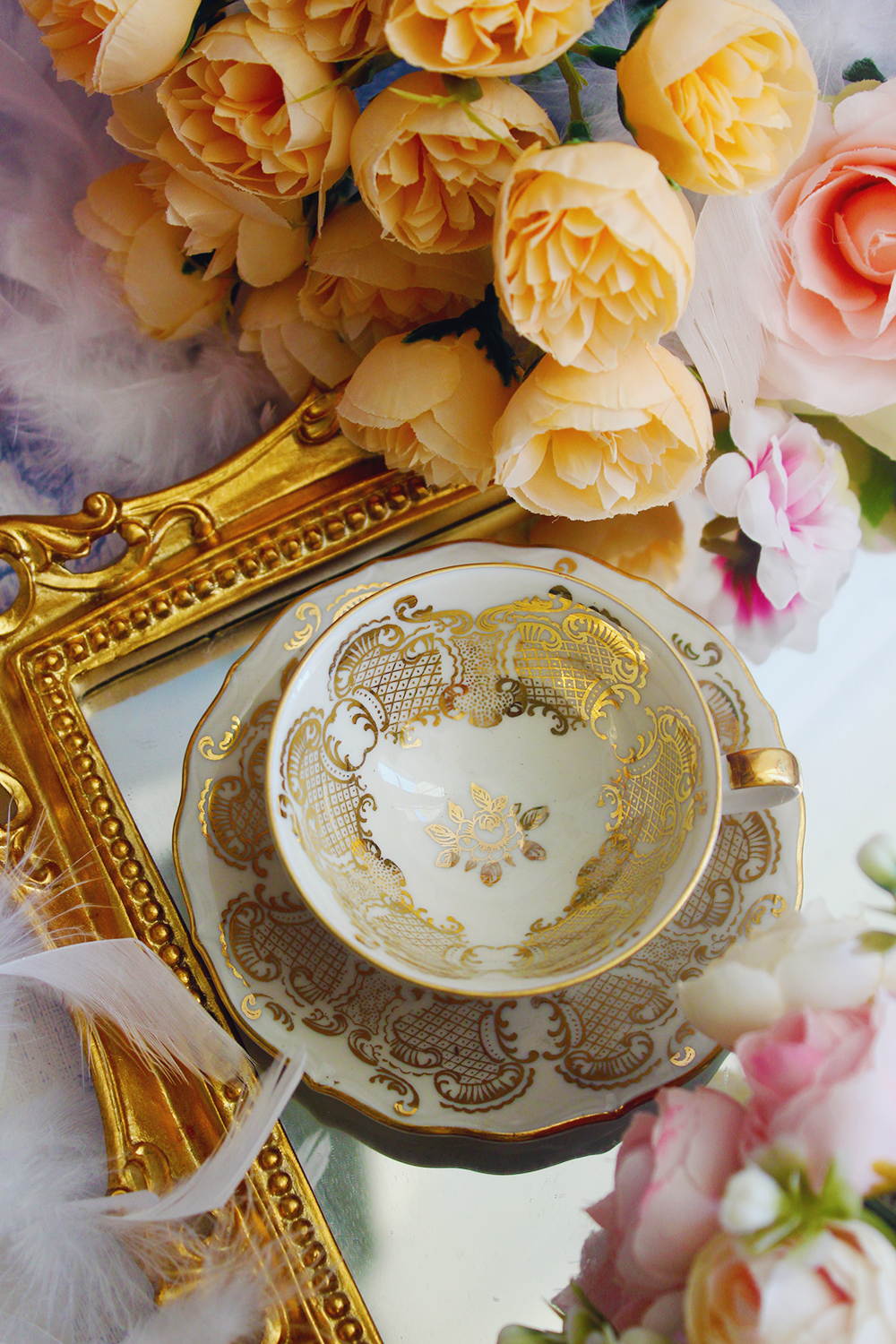 Bavarian porcelain coffee cup - The Golden Lace