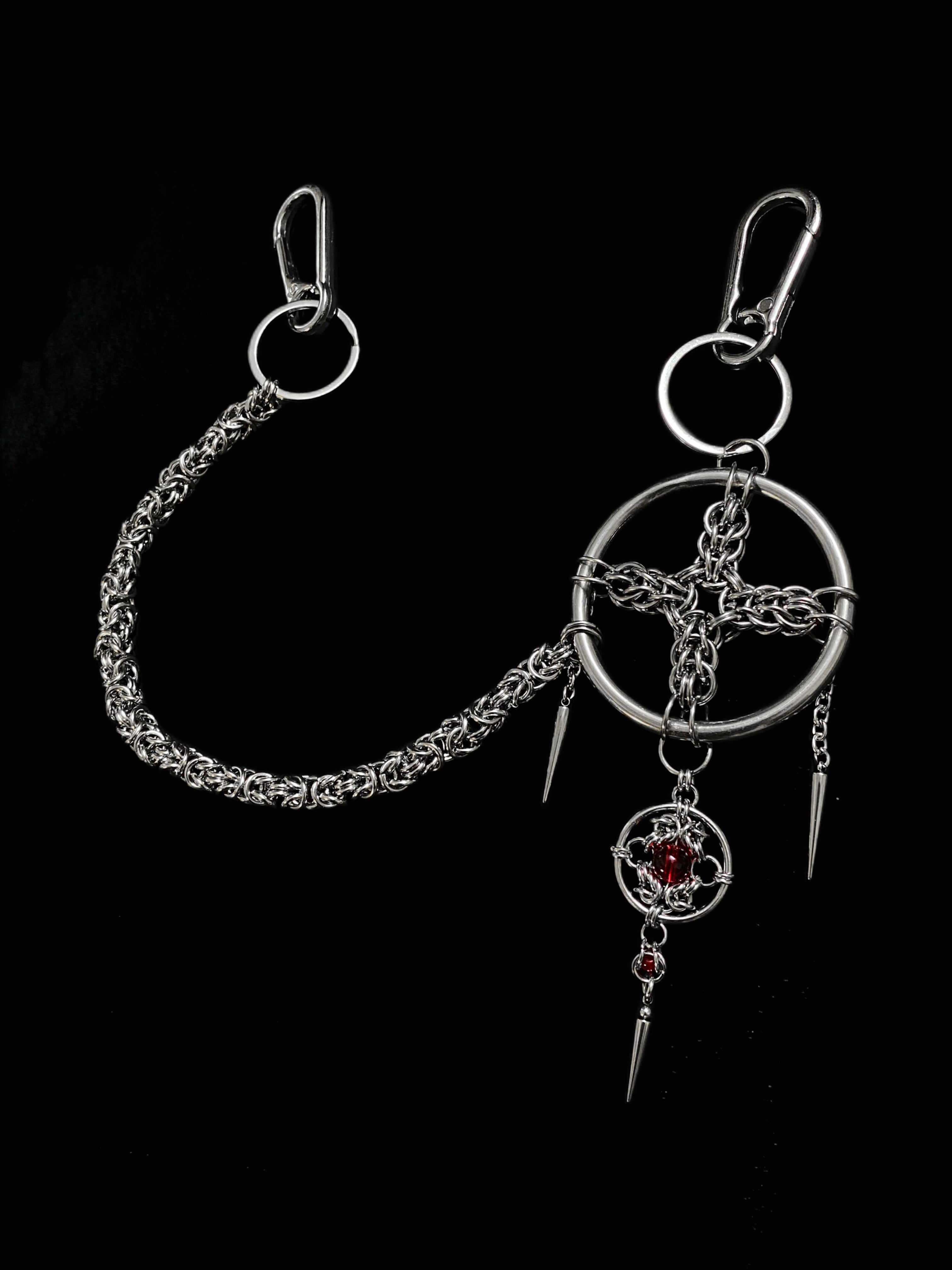 Portachiavi Crimson Nexus Orb Chainmail - Edizione limitata, fatto a mano, stile gotico EDC