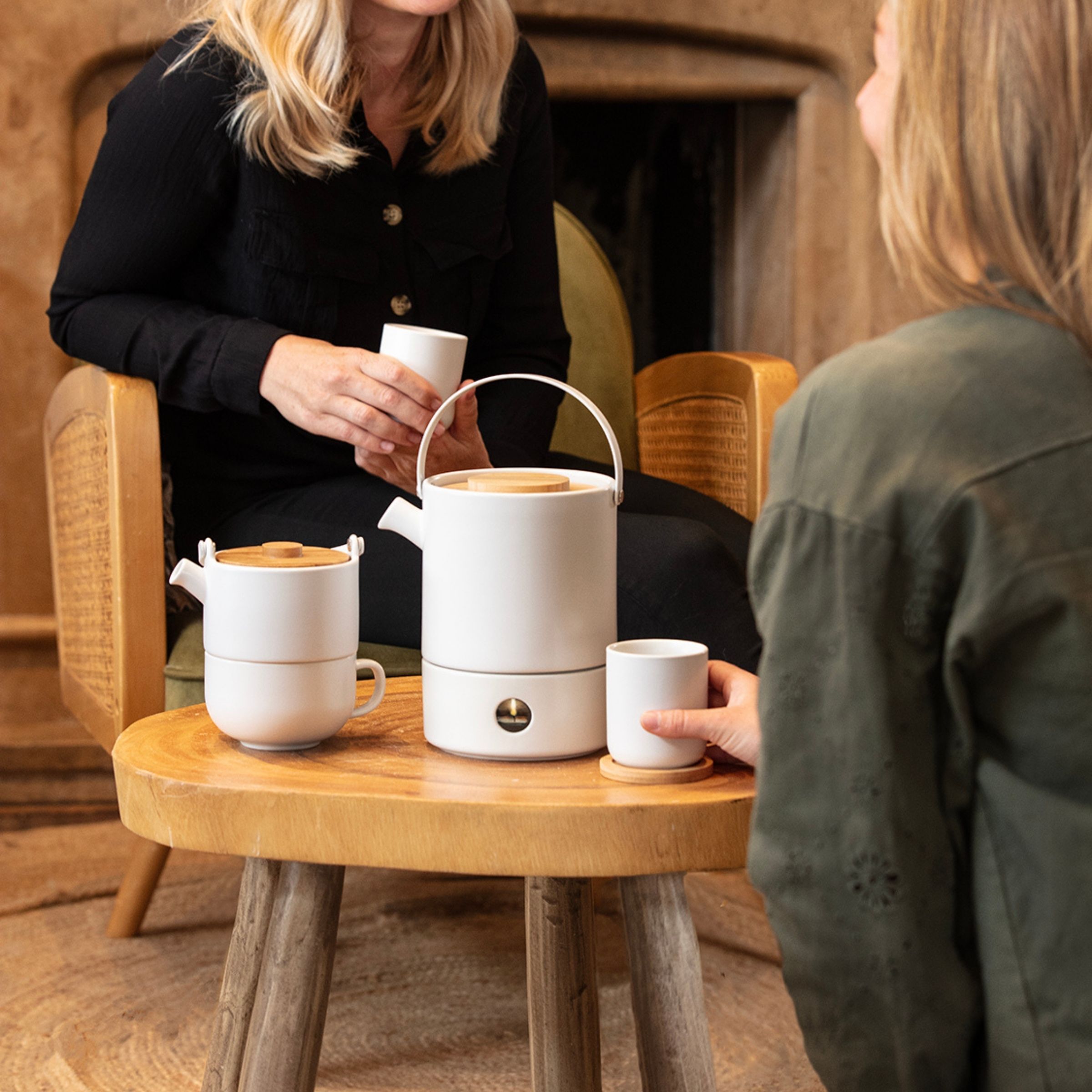 Umea White - Individual teapot with bamboo lid