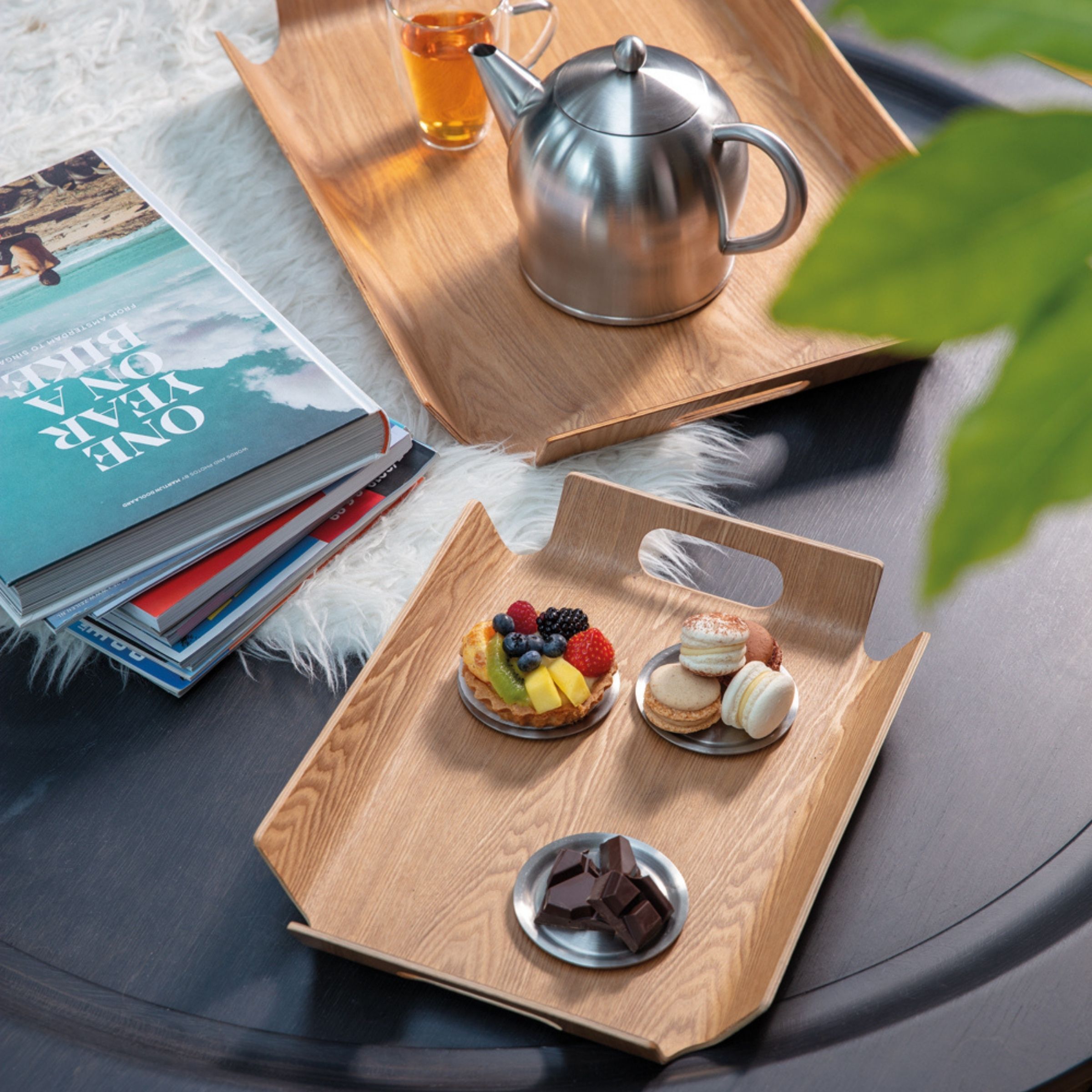 Natural - Medium-sized wooden serving tray