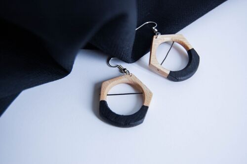 Wood Earrings_Pendant_Black_VariusDesign