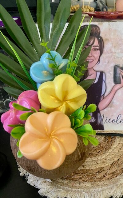 🌺 Tropical Coconut Scented Bouquet – Sunscreen Scent 🌺