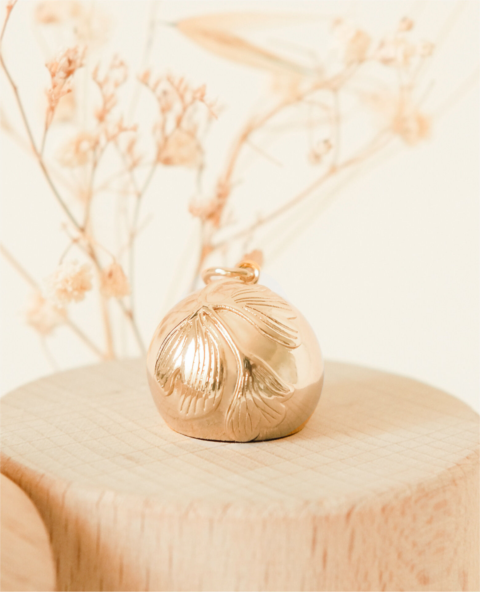 Ginkgo pregnancy bola on a chain