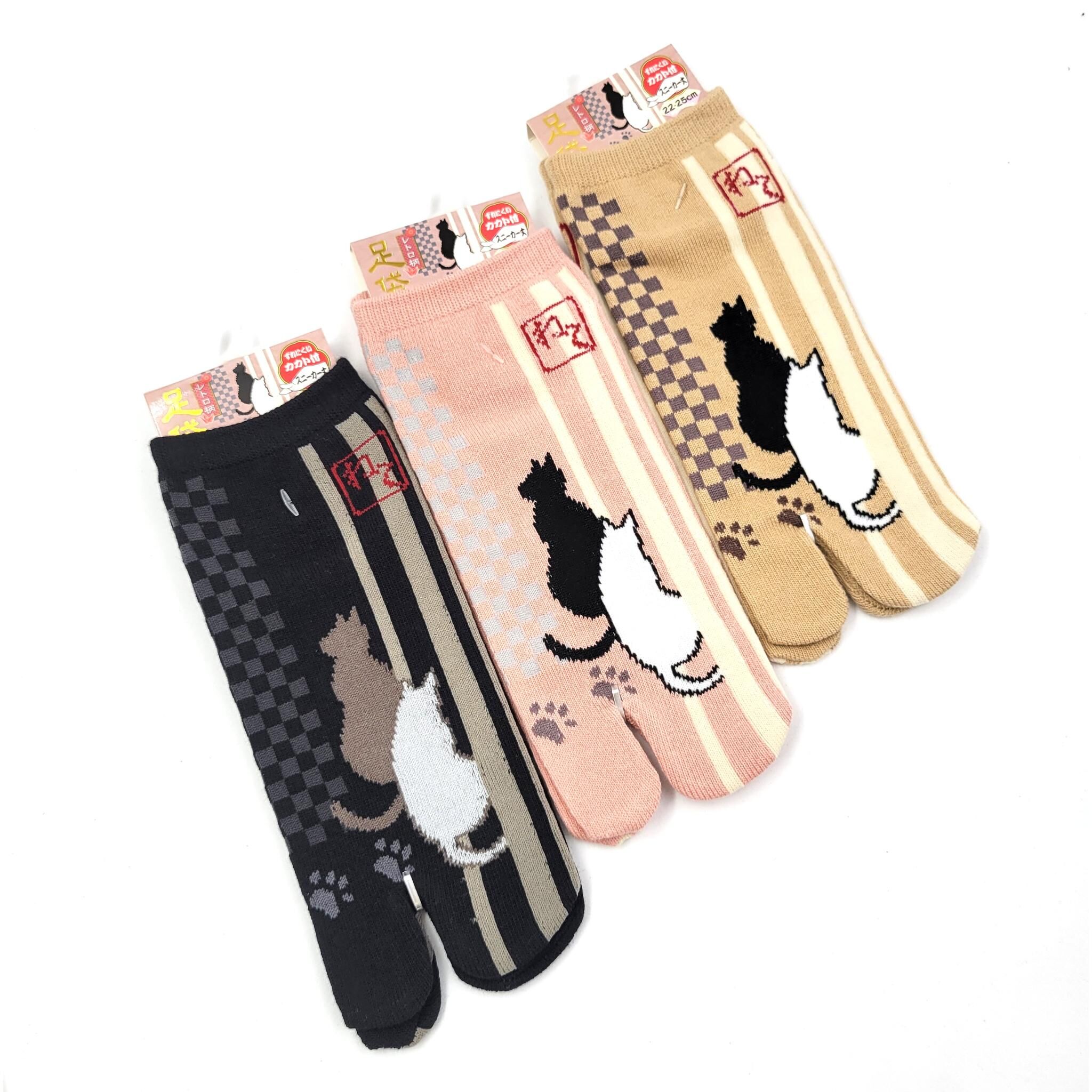 Japanese Tabi Socks in Cotton with Black and White Cat Pattern, Size 34-40
