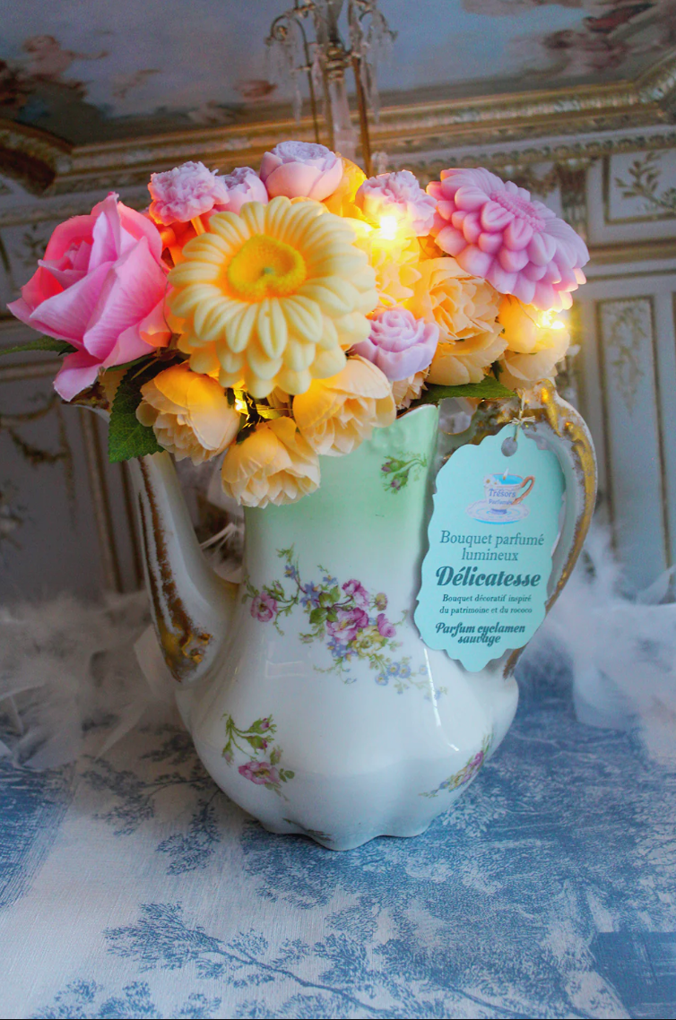 A luminous, eternally fragrant bouquet: Delicate scent of wild cyclamen