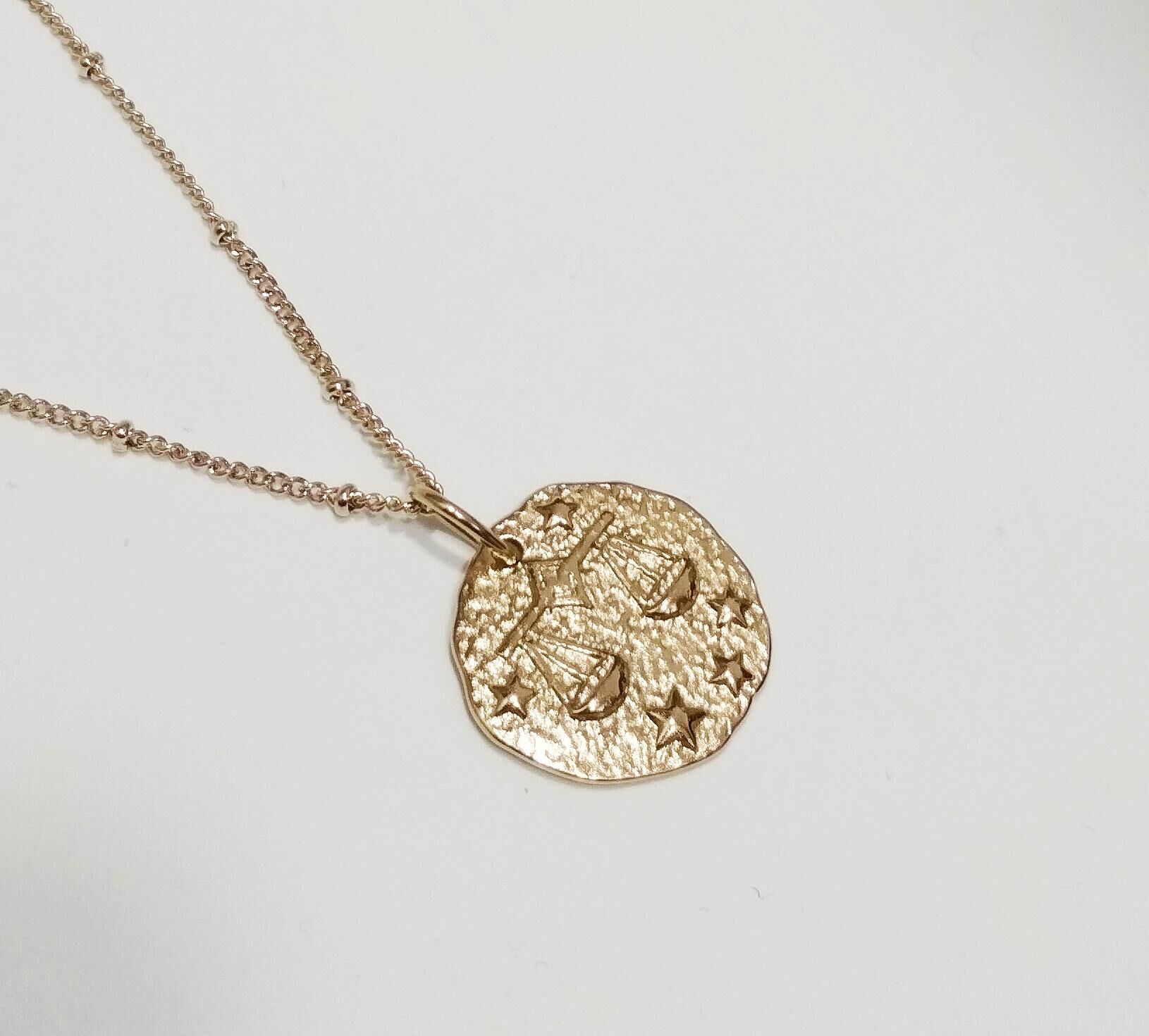 Collier avec pendentif gravé signe astrologique LX861Z0600