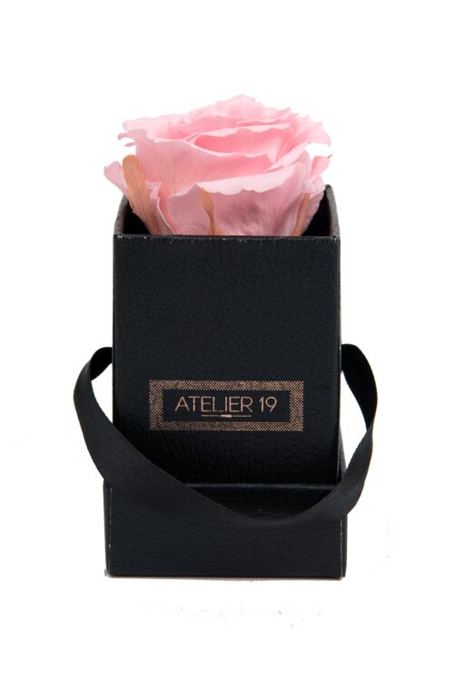 1 rose éternelle parfumée Rose Tendre - Box carrée Noire