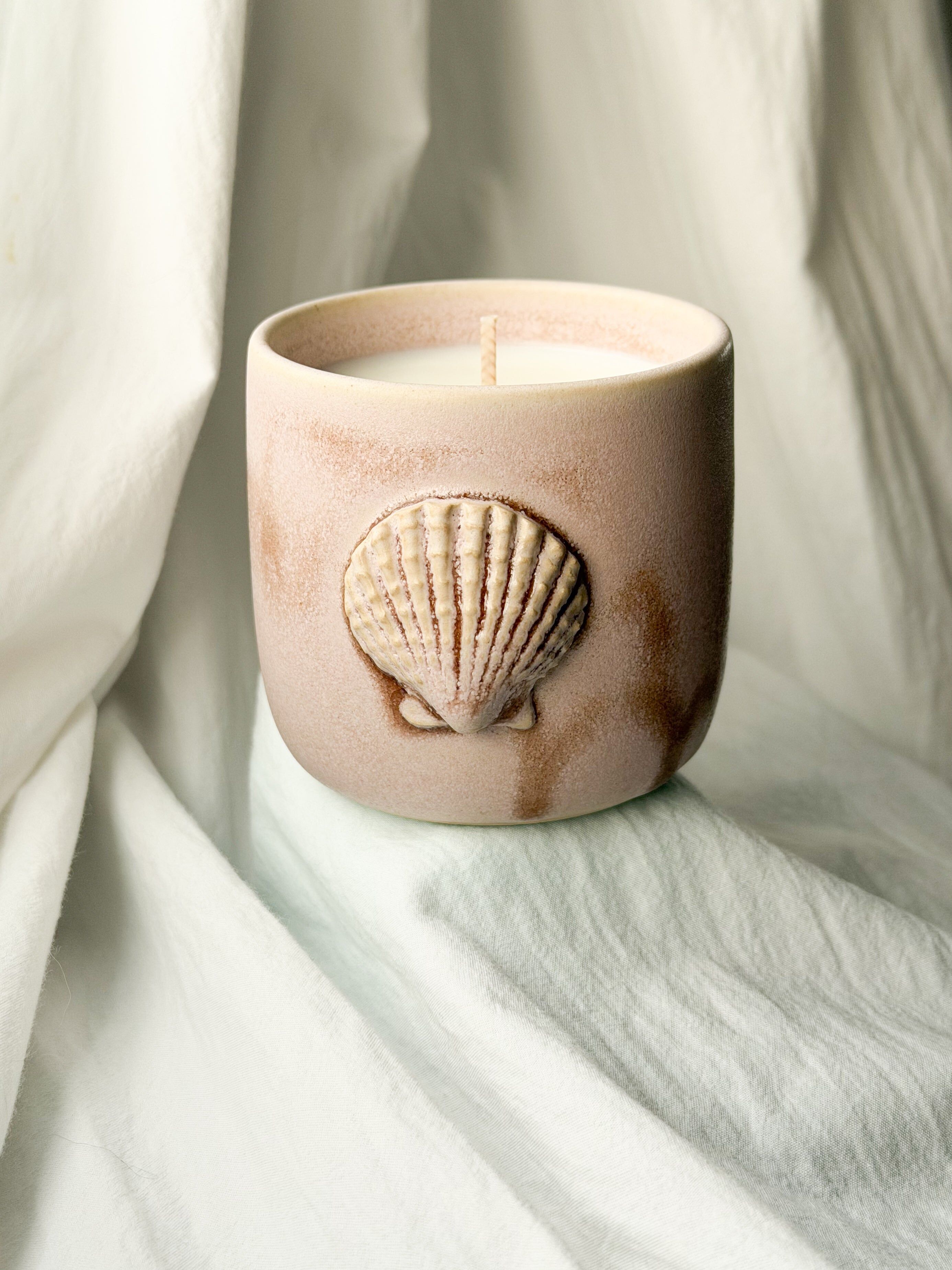 Bougie « coquillage » senteur bois de oud