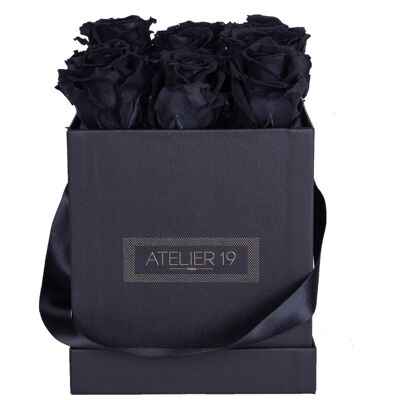 9 roses éternelles parfumées Noir Profond - Box carrée Noire