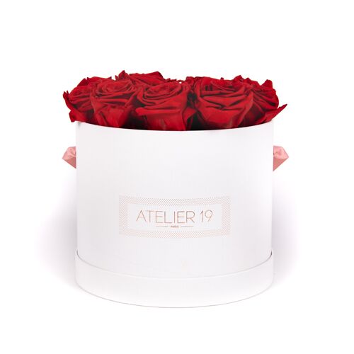 15 roses éternelles parfumées Rouge Passion - Box ronde Blanche