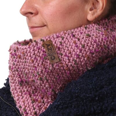 Pink soft wool hand knit winter short scarf