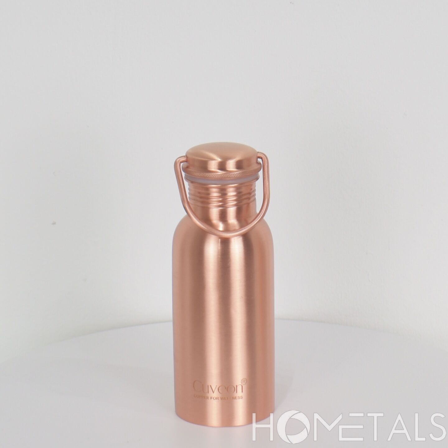 Botella de agua de cobre mate con asa – 500 ml. Recipiente para bebidas de cobre puro.