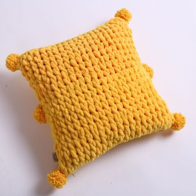 Cuscino giallo con pompon, morbido cuscino lavorato a mano