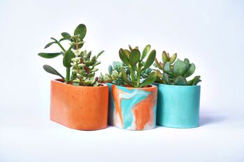 Petite jardinière pour plantes d'intérieur en béton coloré -  Béton Tie&Dye Orange et Turquoise 3