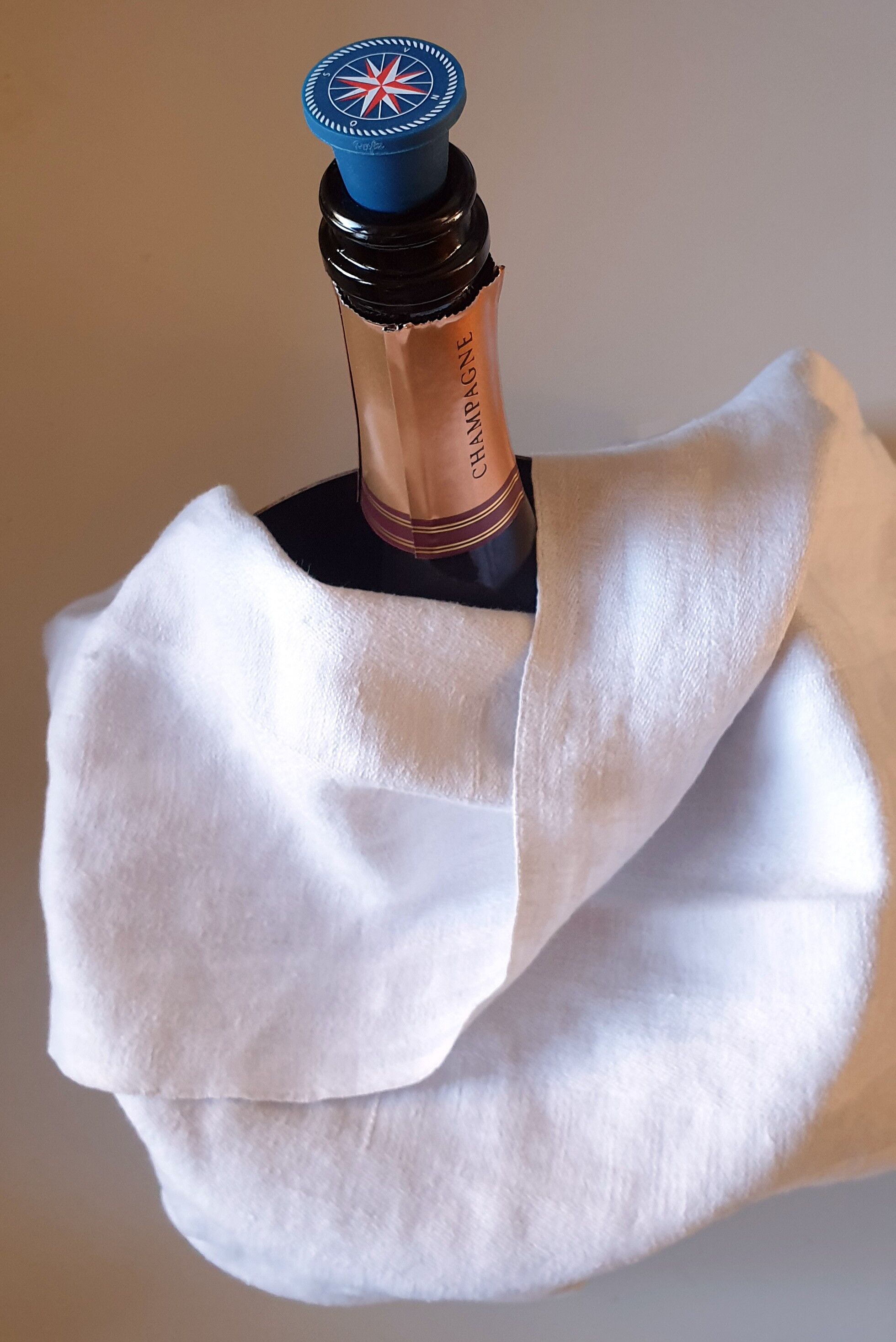 Wine Stopper Compass Rose :: Vibrazioni estive in barca a vela