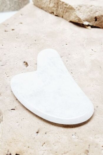 Gua Sha Heart - Jade Blanche 1