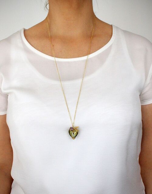 Long necklace with olive Murano glass heart