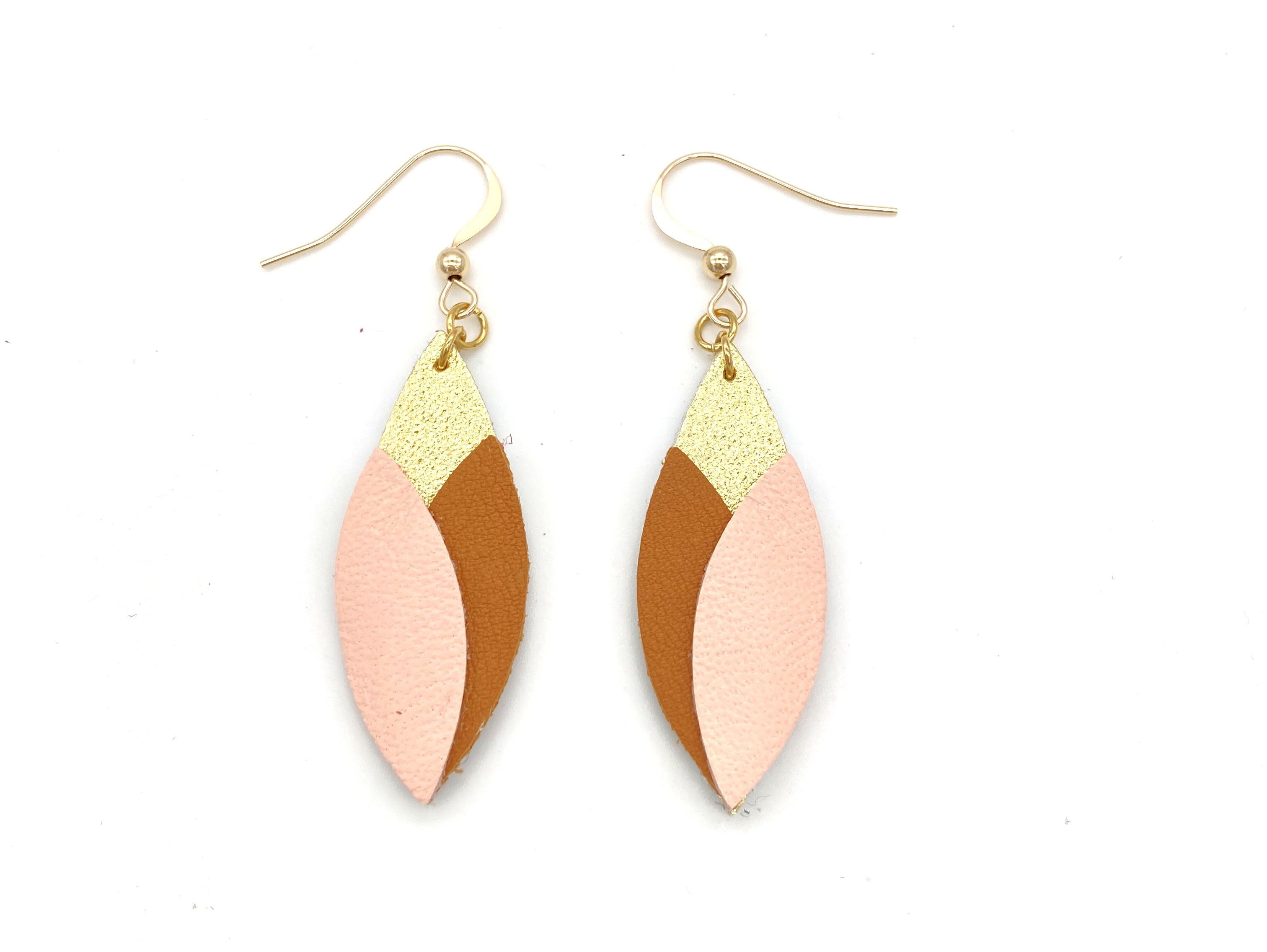 Trio petals earring