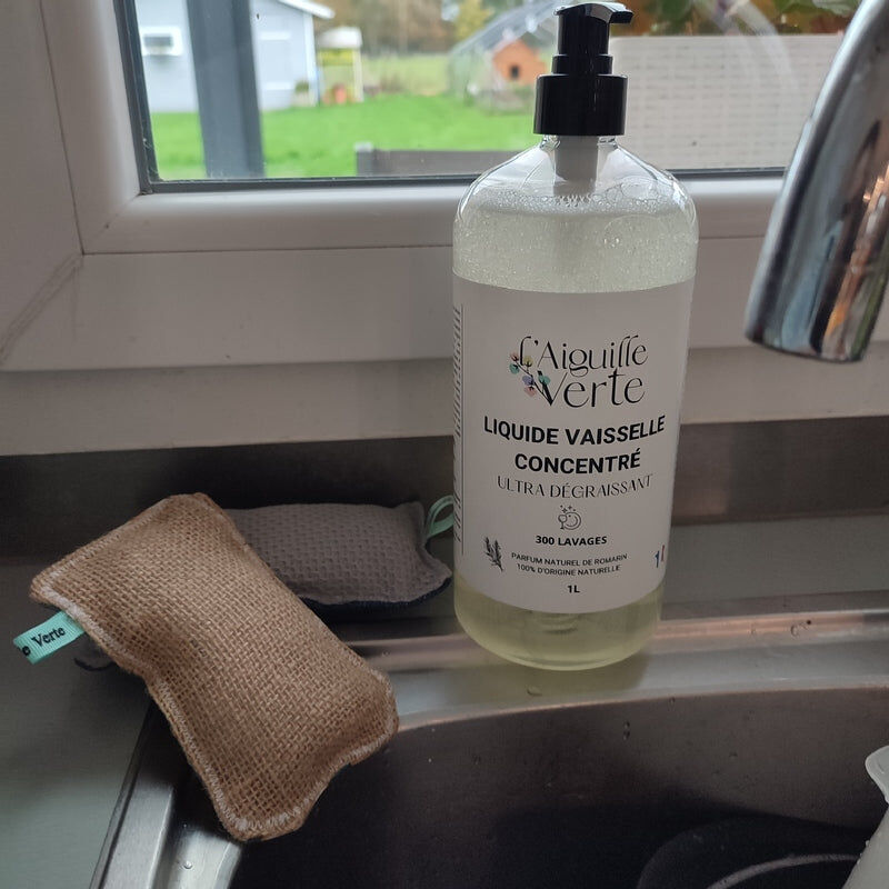 Liquide vaisselle ultra dégraissant et concentré au romarin 1 litre