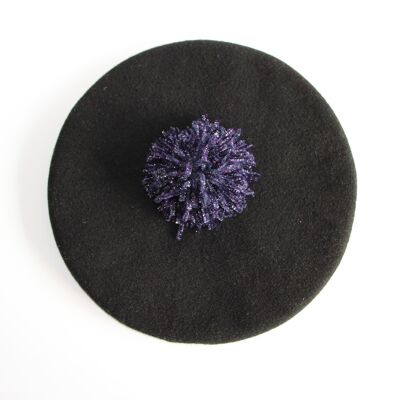 Béret noir à pompom violet irisé
