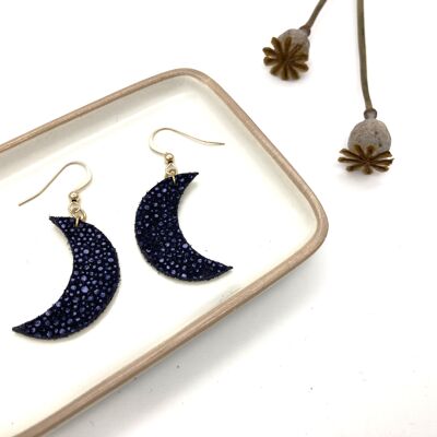 Moon leather earring