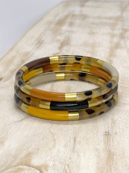 Savane 6mm Gold Multicolored Horn Bangle