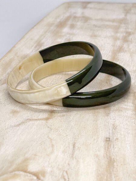 Wide horn bangle, Khaki/Natural, 10mm