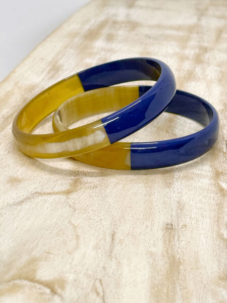 Wide horn bangle, Majorelle Blue/Natural, 10mm