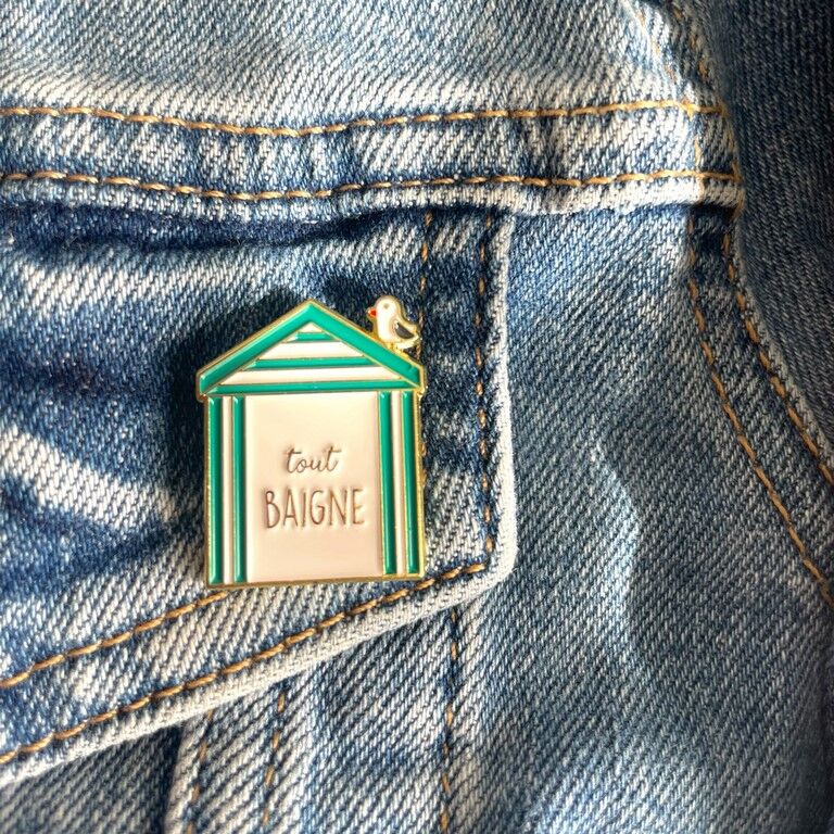Pin's tout baigne