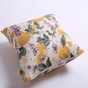 Coussin oranges et fleurs 17" 4