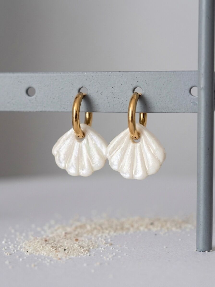 Créoles dorées coquillage blanc nacré interchangeable