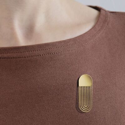 magnetic "graphic" brooch - golden oblong
