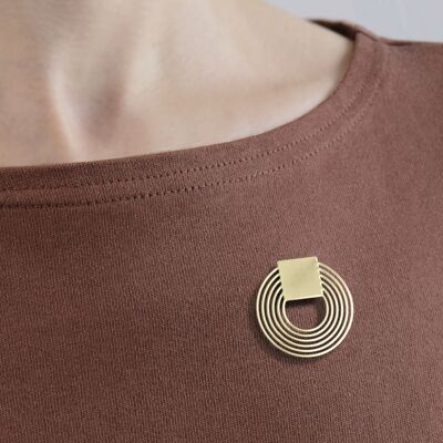 magnetic "graphic" pin - golden circle