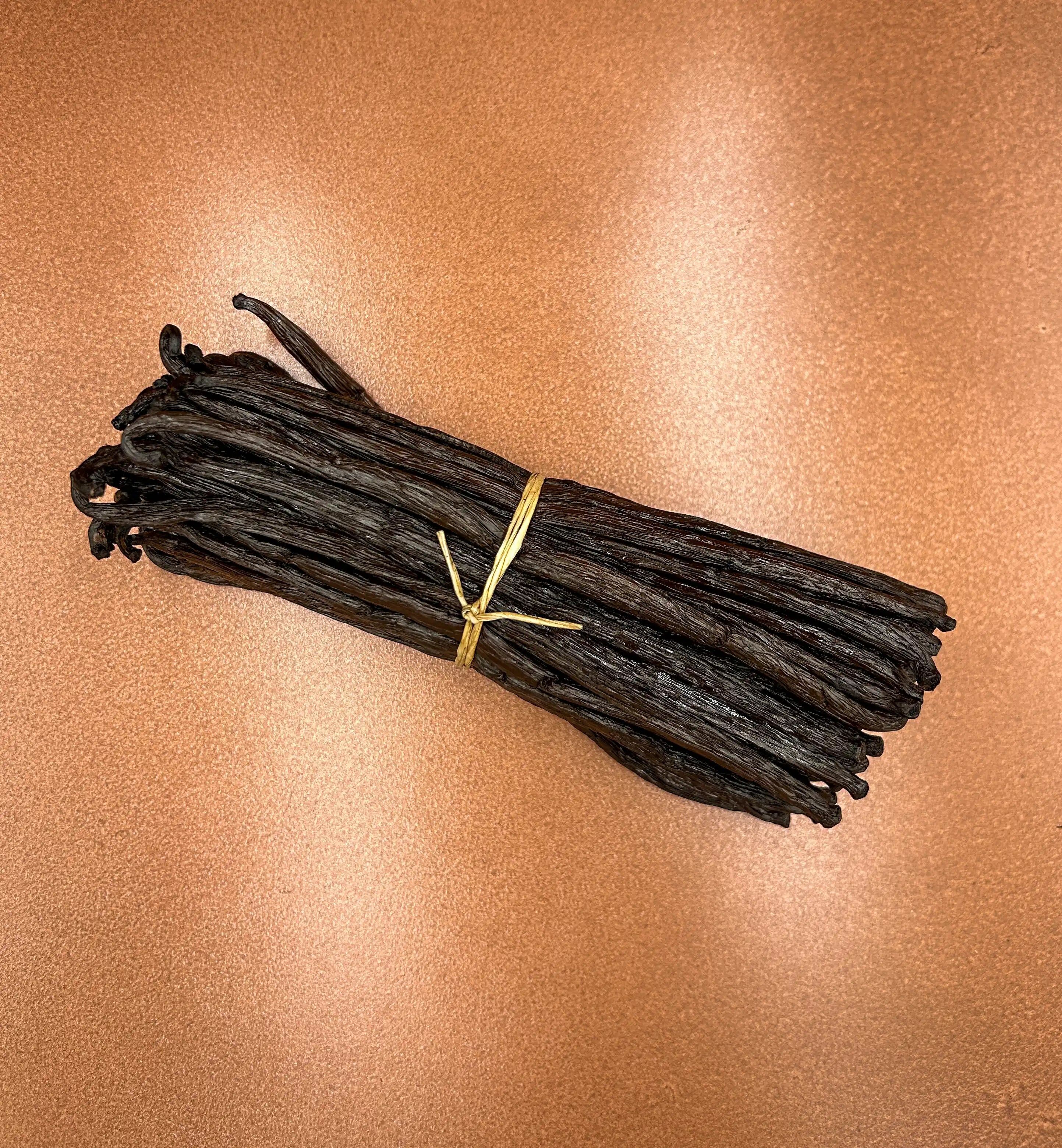 Madagascar Bourbon Vanilla 14–15 cm - 11 pods
