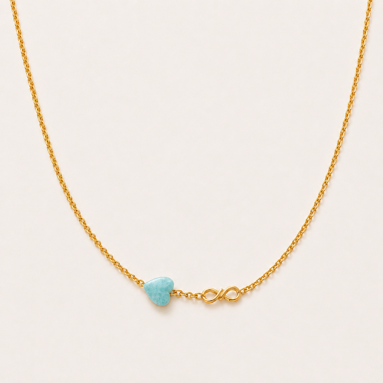 Collier Infini Cœur en Pierre Naturelle ou Nacre & Acier Inoxydable Doré