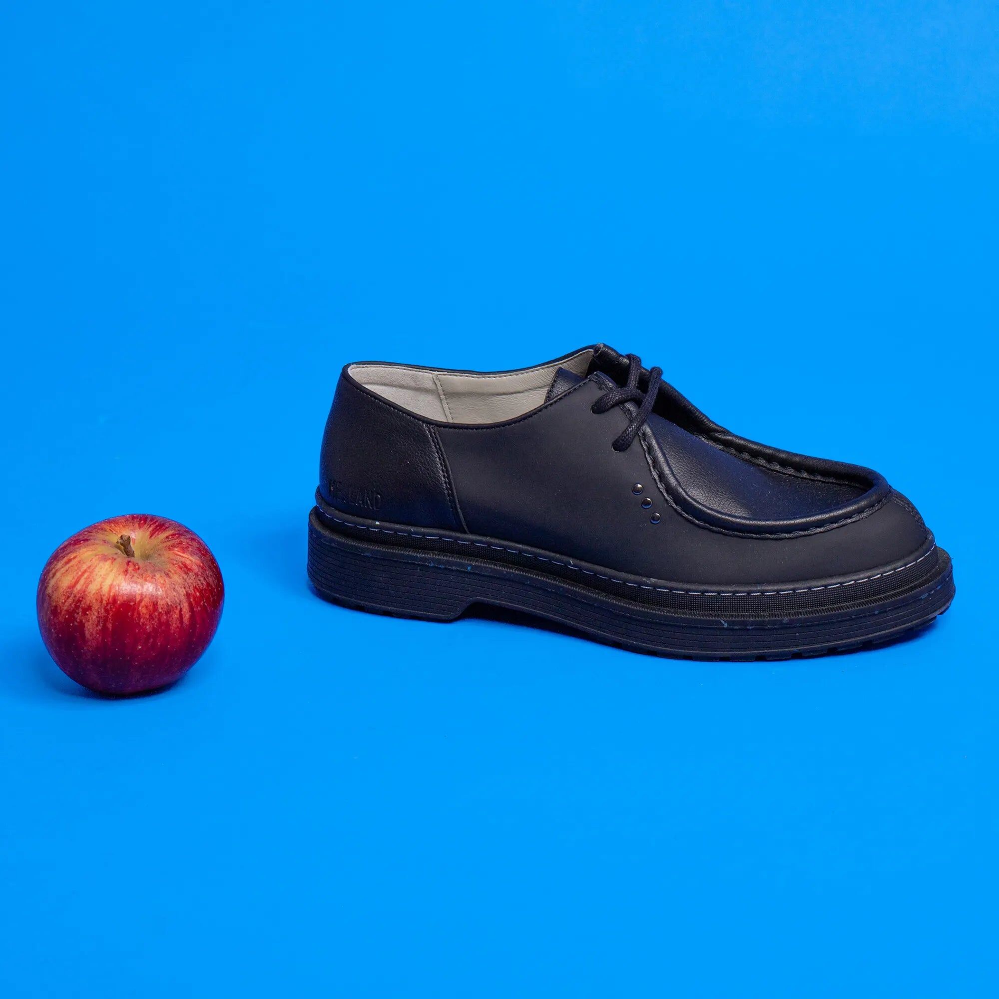 Derby vegan Rando en cuir de pomme noir