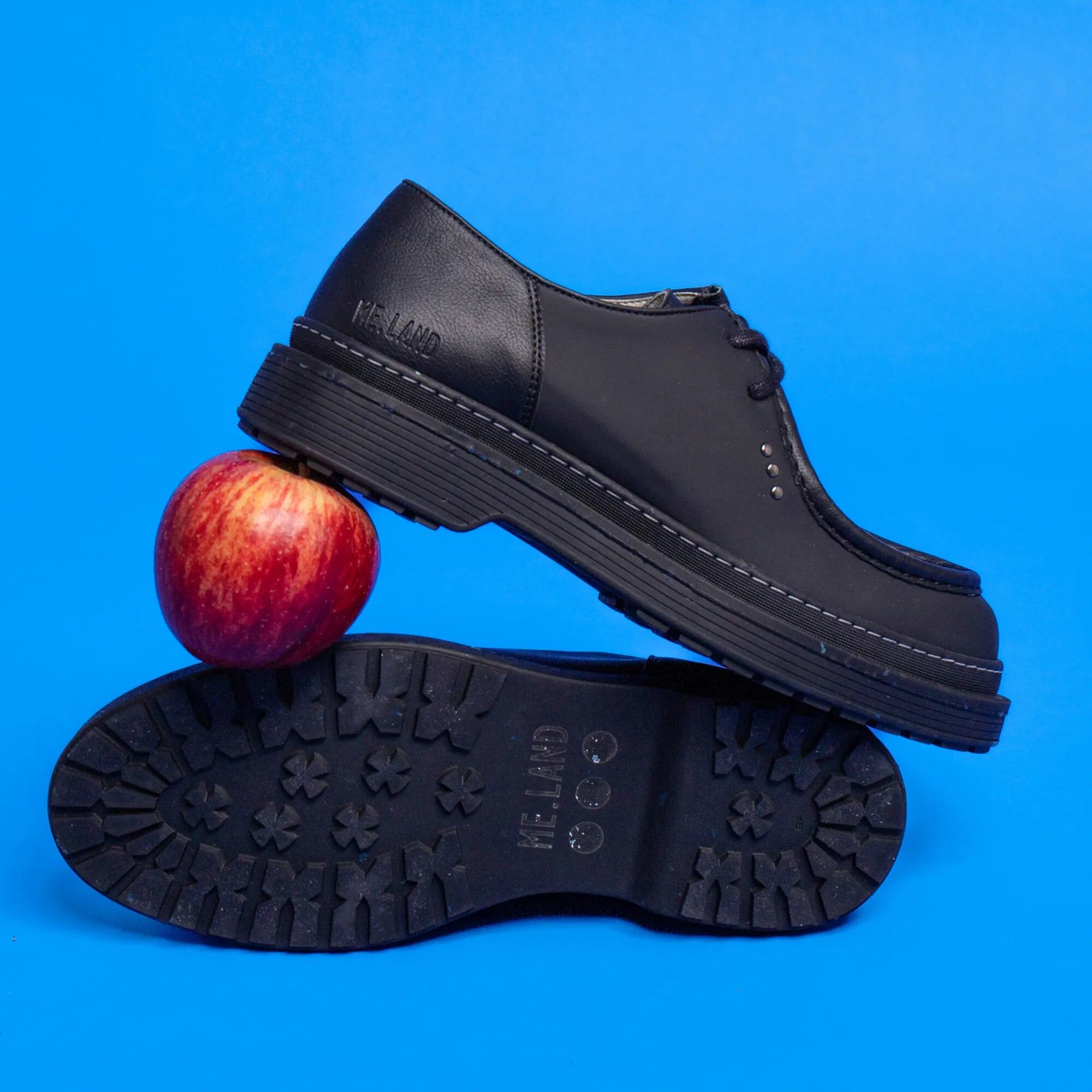 Derby vegan Rando en cuir de pomme noir