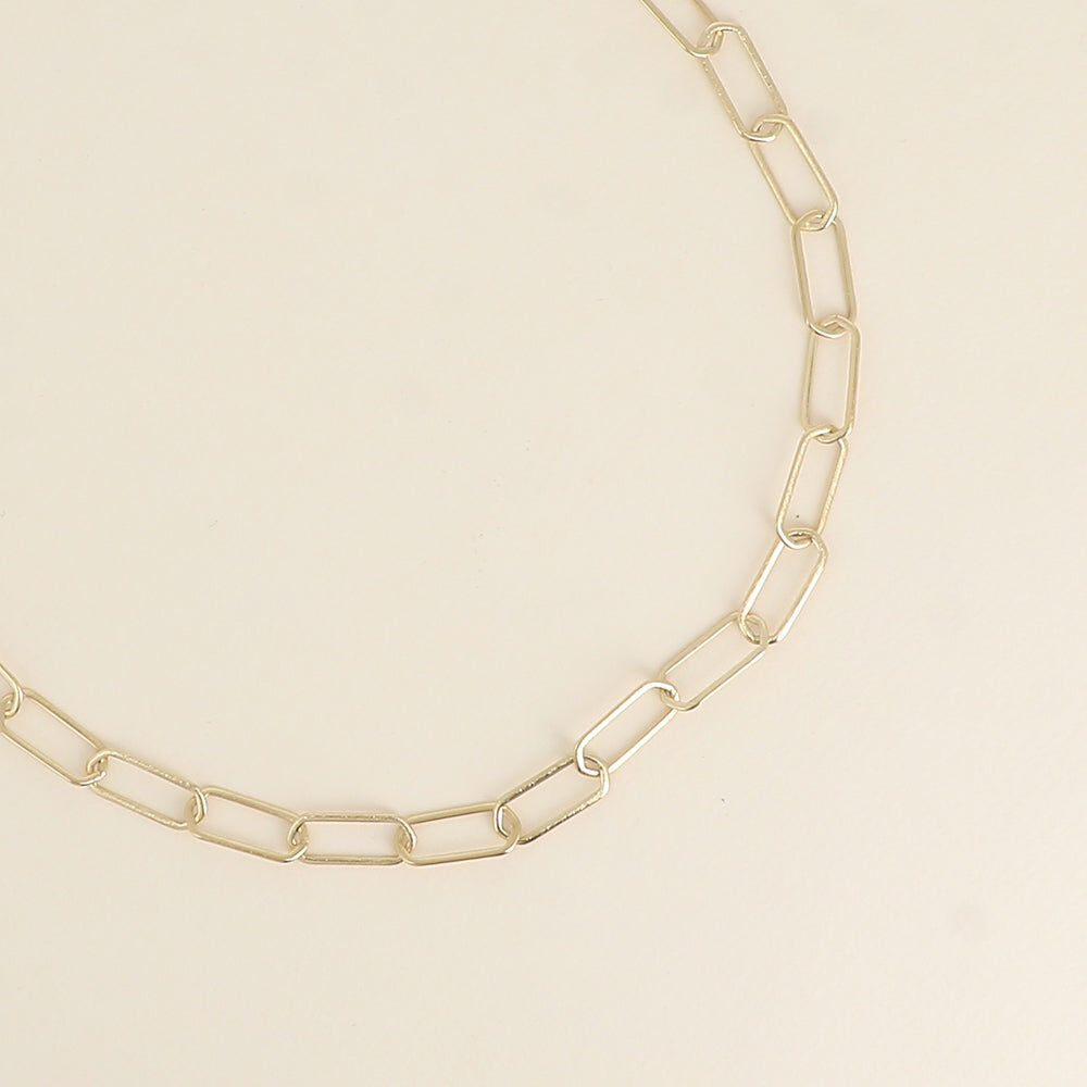 Collier - maille aux anneaux ovales fins effet mat brossé