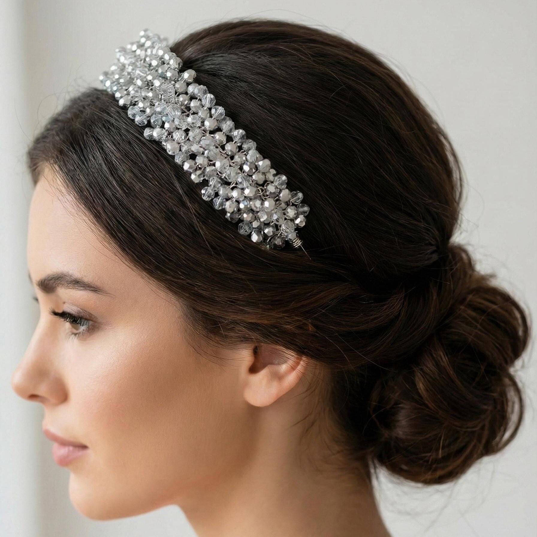 Klare Kristall Tiara in Silberoptik für Bräute