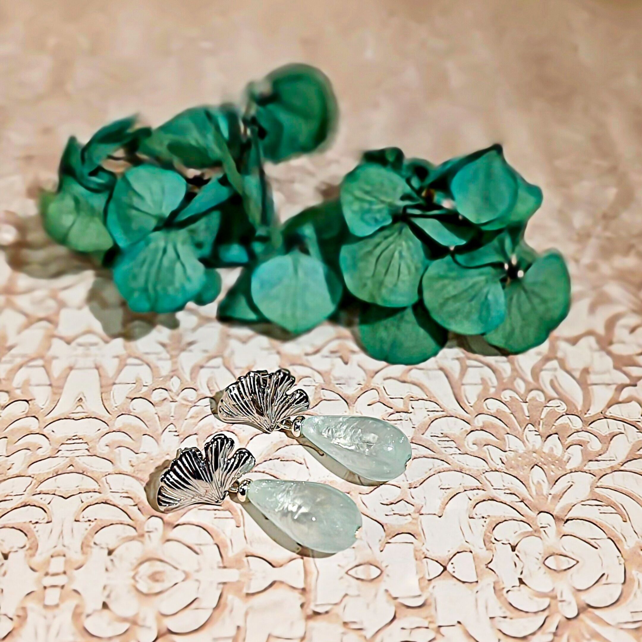 Ginkgo bead drop earrings in silver-tone stainless steel, bohemian chic style. Perfect for Mother's Day, a gift for mom, a Christmas gift for a teacher.