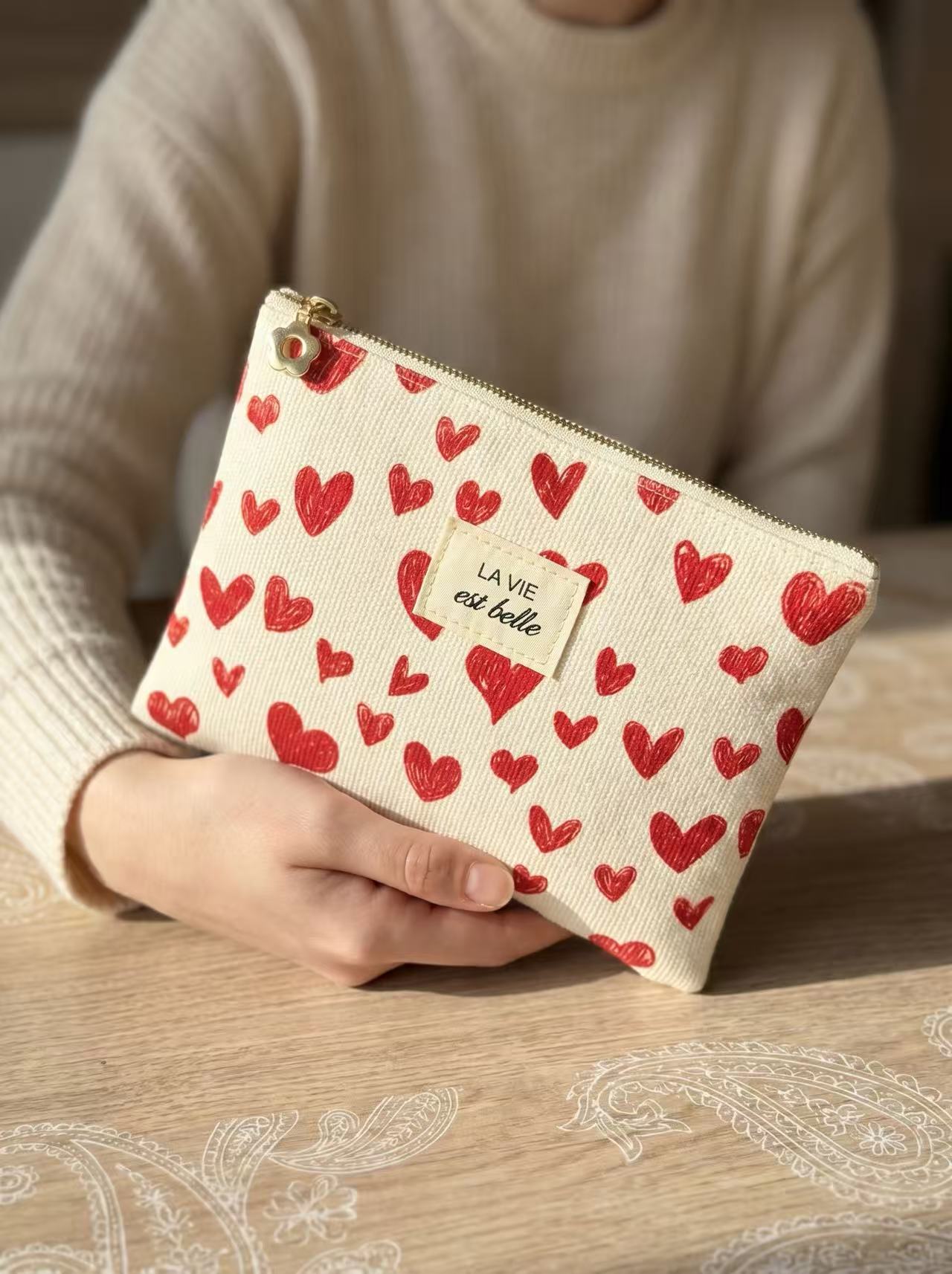 14x20 polyester pouch with hearts, "Life is beautiful" trendy design