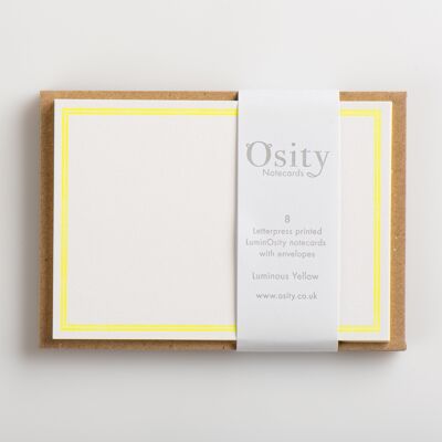 8 tarjetas de notas tipográficas LuminOsity, amarillo luminoso