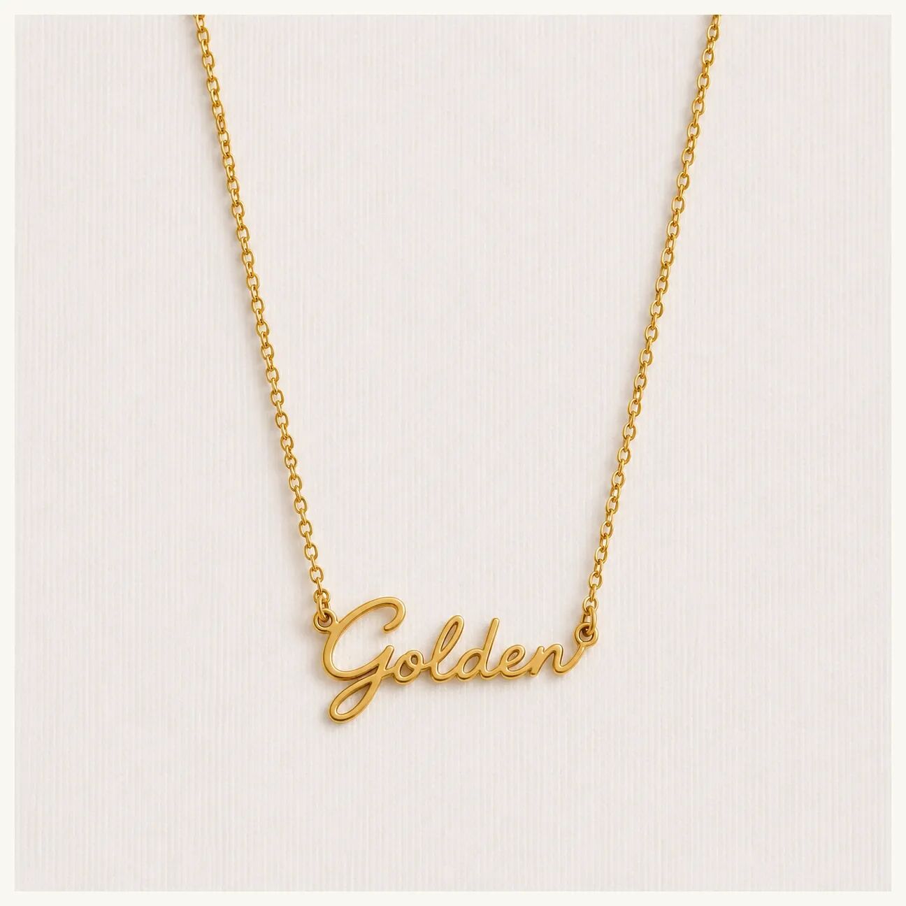 Zarte „goldene“ Halskette