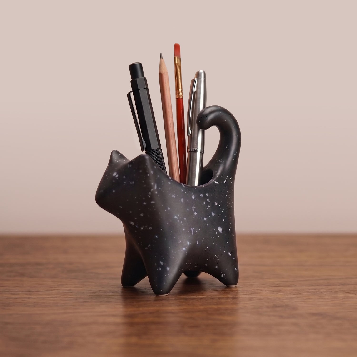Cat Pen Pot