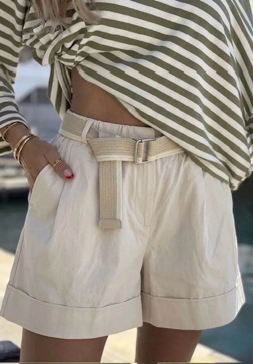 Viscose shorts with belt - 26070