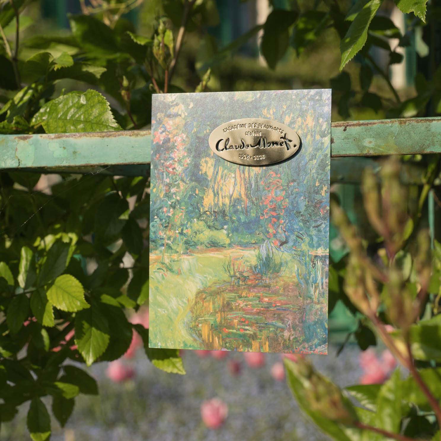 magnet oval en métal signature Claude Monet