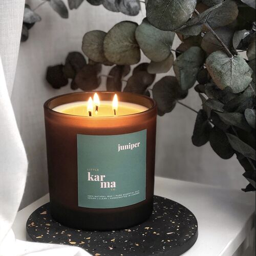 juniper | grounding cedarwood + fir refillable 3-wick mega candle [750g]