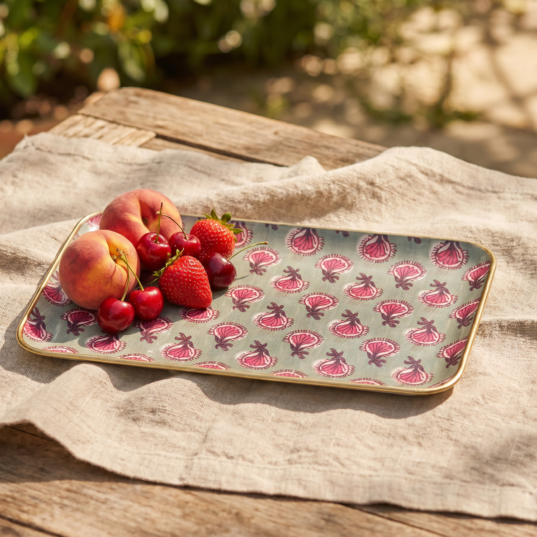 "Chaumont" enameled metal tray, 10x15 cm, gold rim
