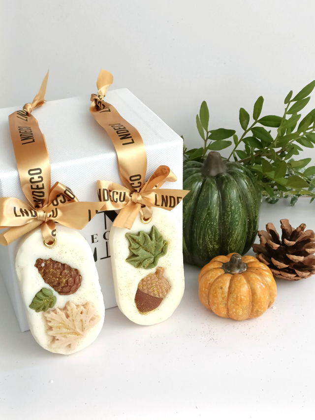 Autumn scented wax melt, forest walk